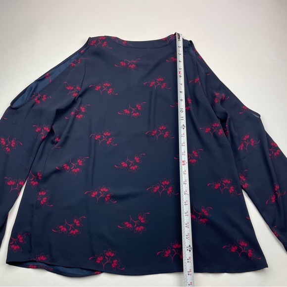 LOFT Women's Size Large Cold Shoulder Blue Floral Long Sleeve V-Neck Blouse - Picture 13 of 14